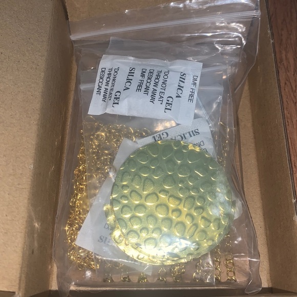 Gold 9 Moon Phase Wall Decor - Picture 6 of 7